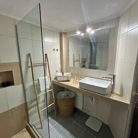 Skg Center Apartment *